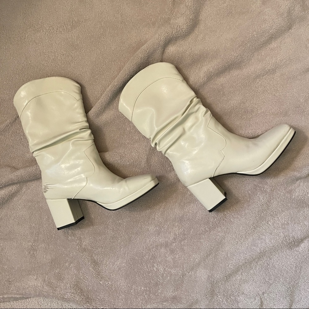White square toe western gathered mid-calf boots